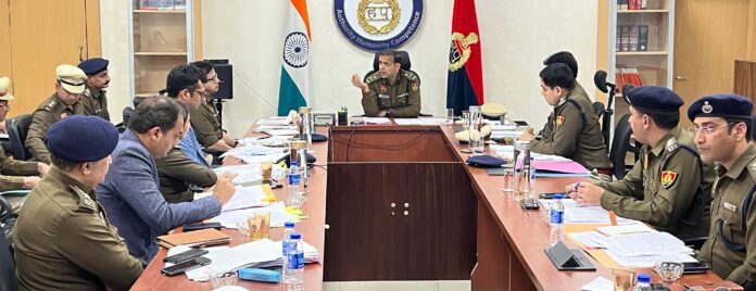 Police Commissioner Rakesh Kumar Arya took crime review meeting
