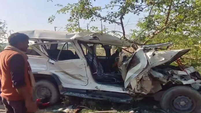 Bolero loaded with school children hit hard by roadways bus