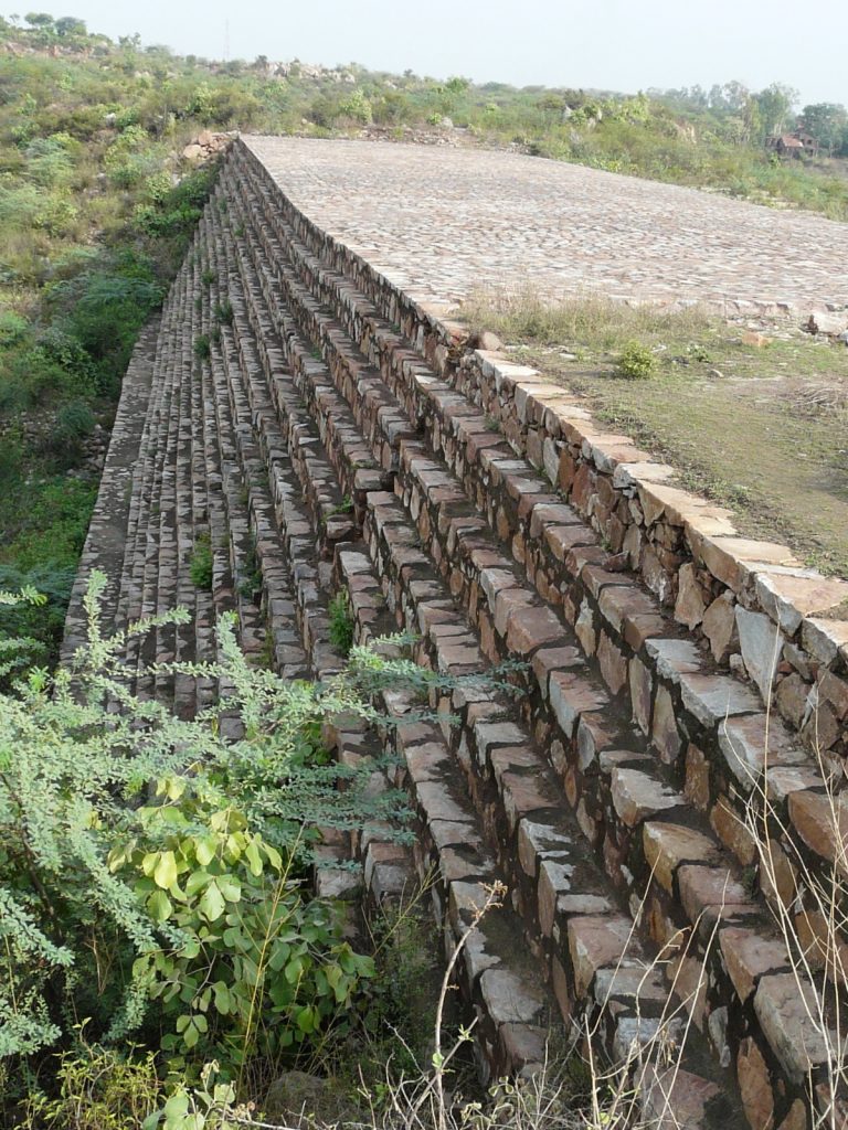 Anagpur Dam are located, ancient Stone Age relics
